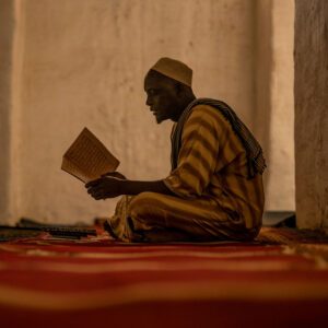 visit to Sudano-Sahelian mosque during trip to Mali I visita a mezquita sudanesa durante viaje a Mali