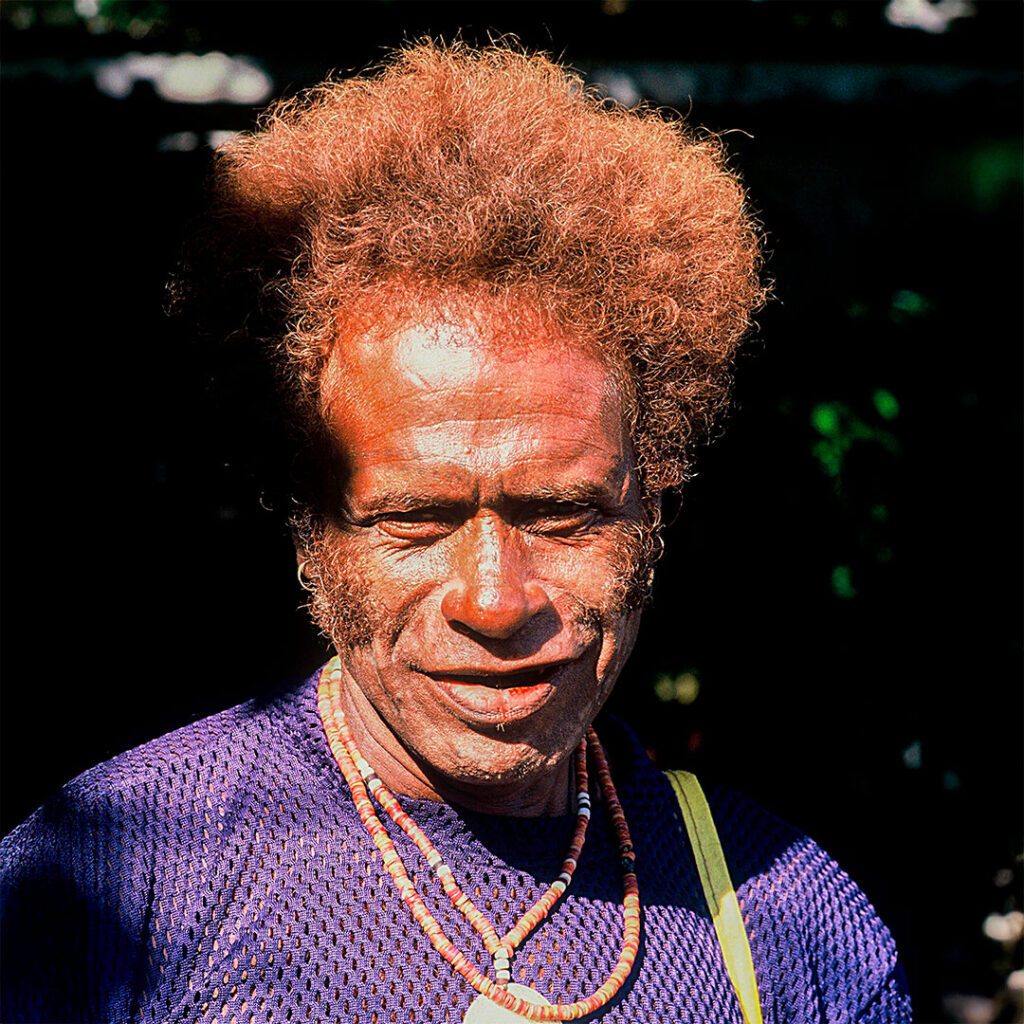 meeting with traditional people during trip to Solomon Islands I encuentro con pueblos tradicionales durante viaje a Islas Salomón